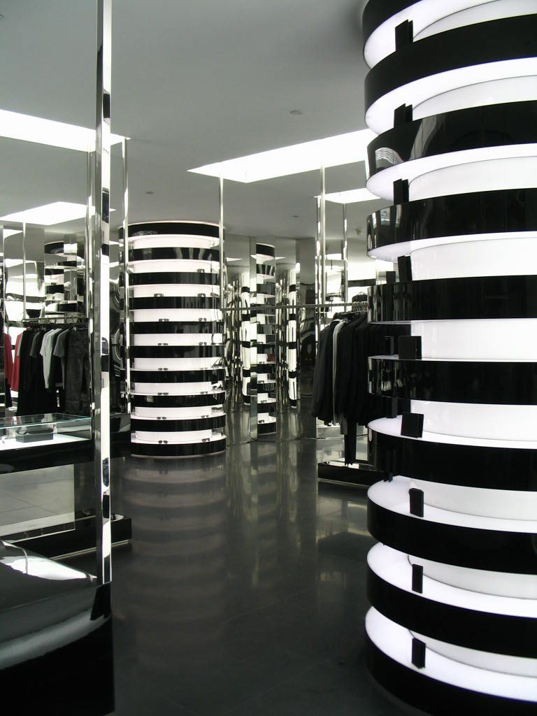 男装上海专卖店（施工图及实景）